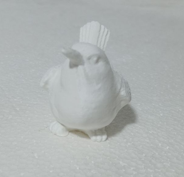 Ave impresa en 3D vista de frente